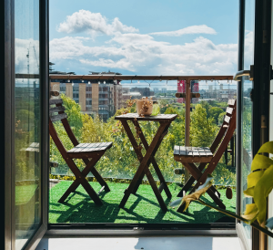 narrow side table for small balconies